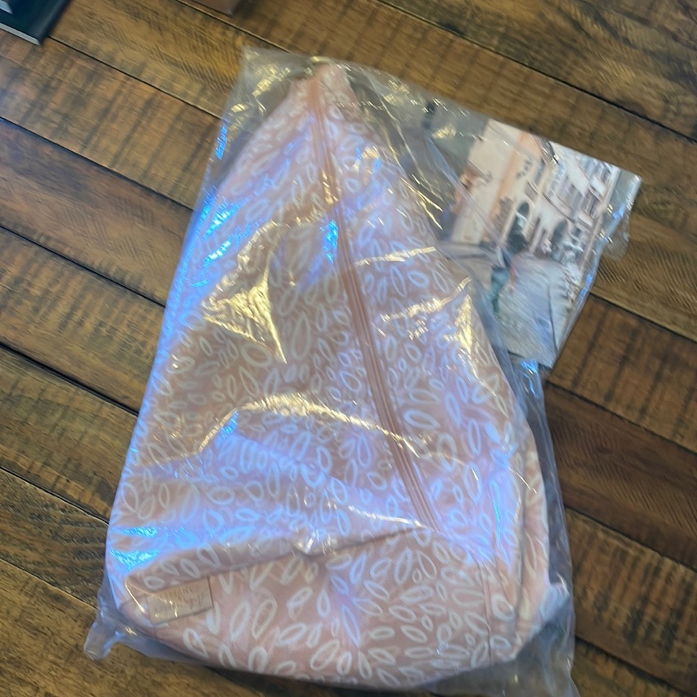 New Limited NLA CANVELLE X Amber Massey Sling Bag